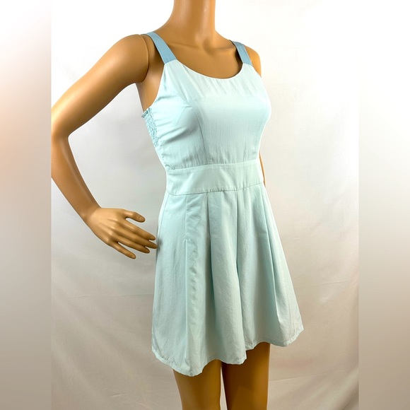 Rebecca Minkoff Romper Pastel Blue Two Tone Keyhole Back  Figure Flatter… - Picture 5 of 15
